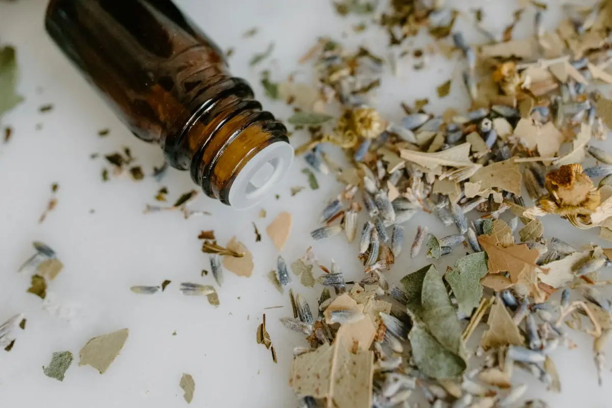 Aromathérapie naturelle et désinfection passive de l'environnement